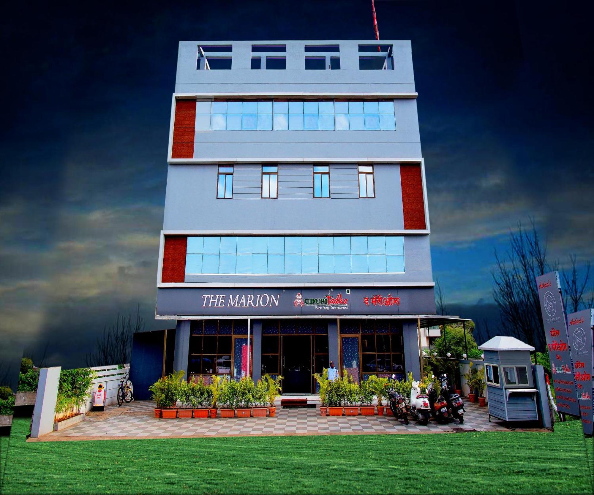 Hotel The Marion Nashik Buitenkant foto
